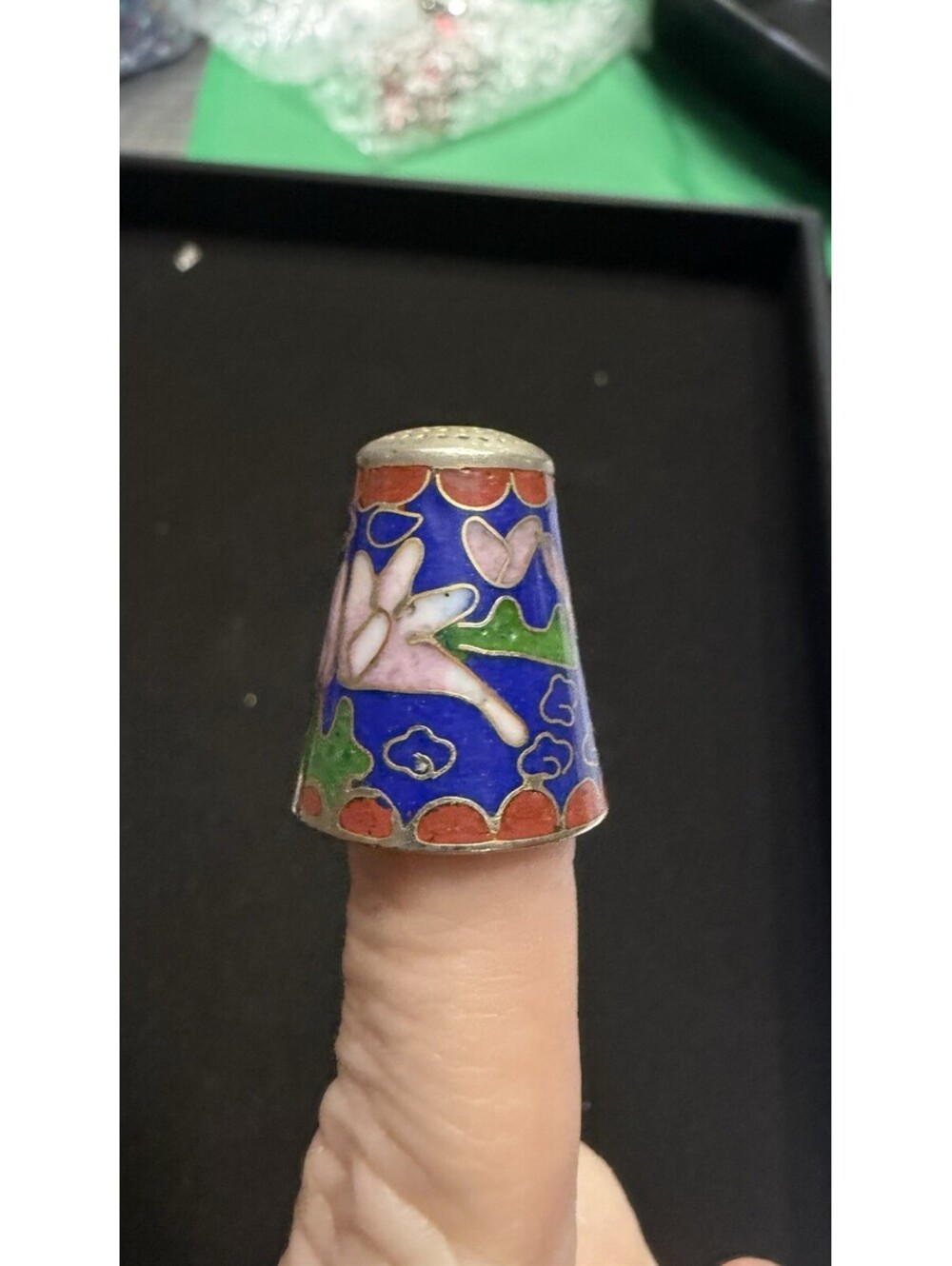 cloisonne thimble - Picture 2 of 5